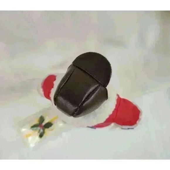 Ashton Drake-MERRY CHRISTMAS GRANDMA-Doll - Picture 5 of 8